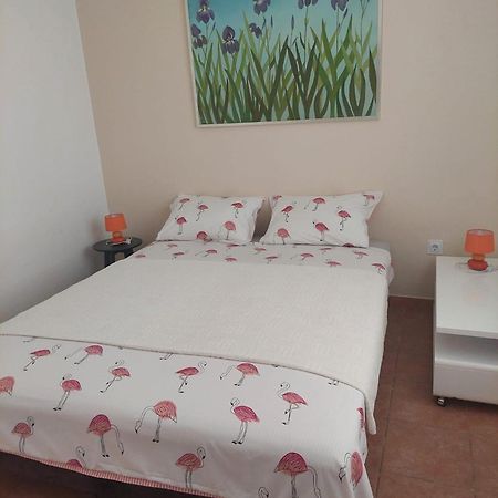 Apartments Pimpinella Premantura Bagian luar foto